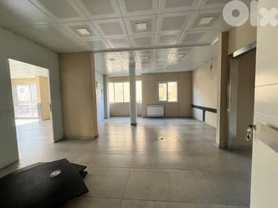 مكتب للايجار في المطيلب Decorated Office for rent in Mtayleb