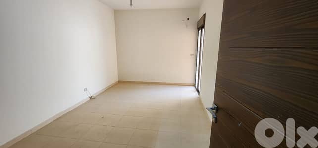 GMC124AJ - Apartment for rent in Mar Roukoz - شقة للإيجار في مار روكز