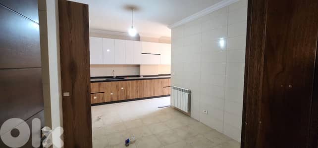 GMC124AJ - Apartment for rent in Mar Roukoz - شقة للإيجار في مار روكز