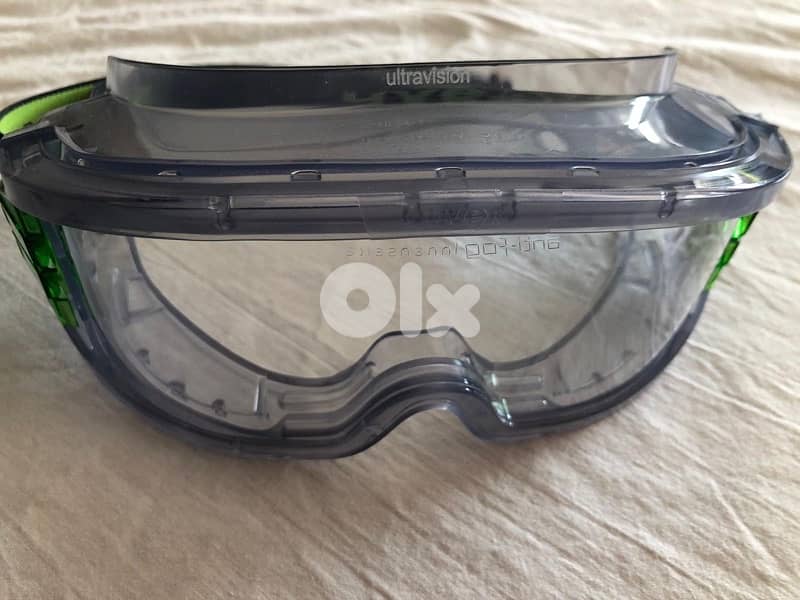 safety glasses ( Uvex ) 0