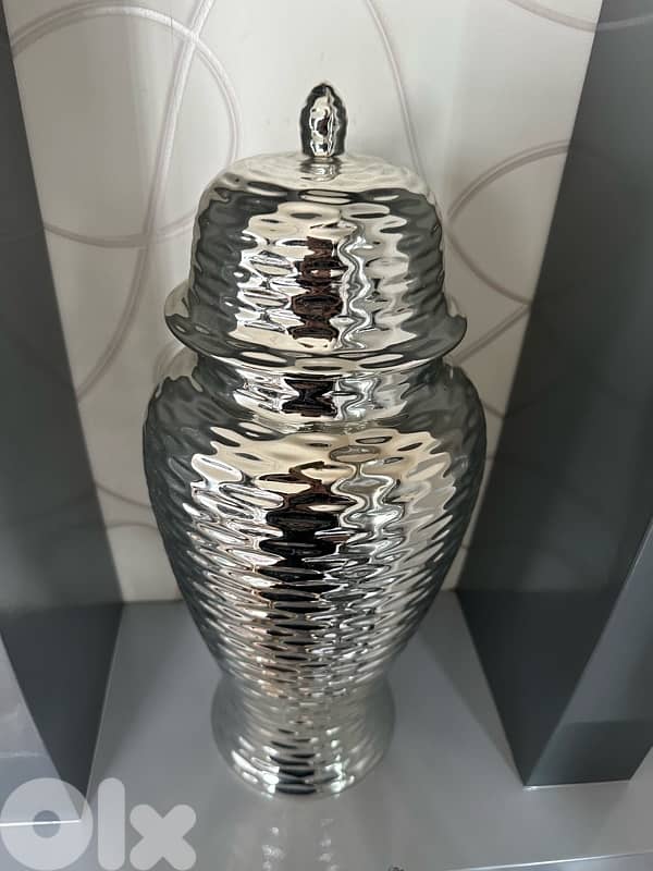 vase porcelain silver 2