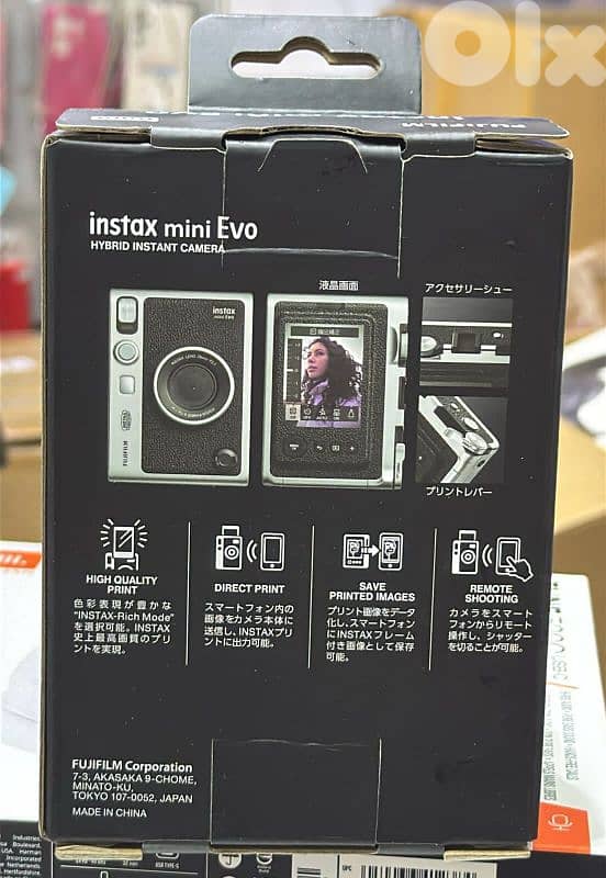 FujiFilm Instax Mini Evo Black 1