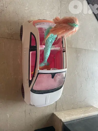 BARBIE CAR