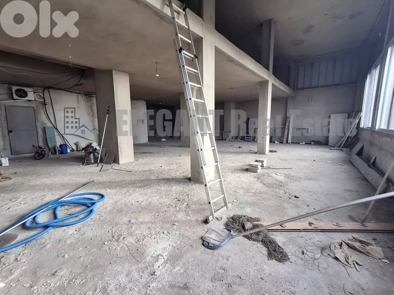 Spacious Showroom | Full Sea View | Prime Location | for Rent | Manara 0