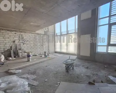 Spacious Showroom | Prime Location | for Rent | Ramleh el Bayda