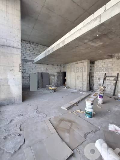 Spacious Showroom | Prime Location | for Rent | Ramleh el Bayda