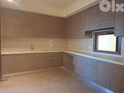 L19231 - 3-Bedroom Apartment For Sale in Sanayeh, Ras Beirut