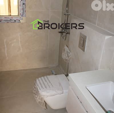 Apartment for Sale in Hamra   شقة للبيع في الحمرا