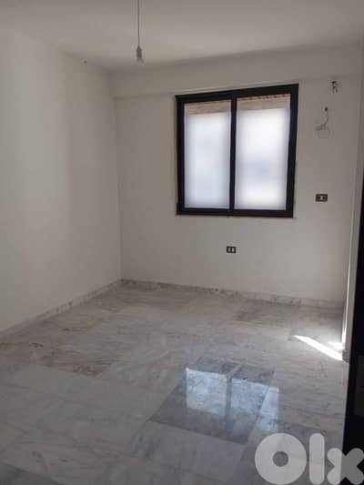 SPACIOUS APARTMENT IN MAZRAA PRIME (160SQ) 3 BEDROOMS , (BT-1238)