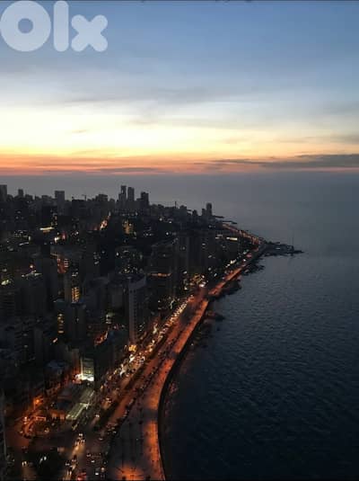 Apartment for sale in Ain Mreisseh/ Amazing view