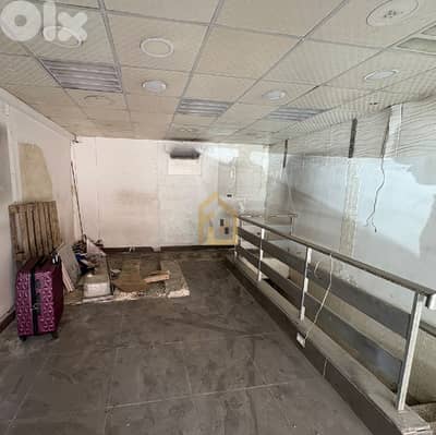 Shop for rent in Sakiet El Janzir HN223 محل للإيجار في ساقية الجنزير