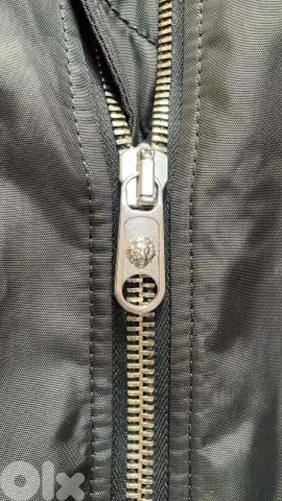 Versace versus