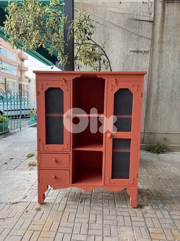 cabinet 3