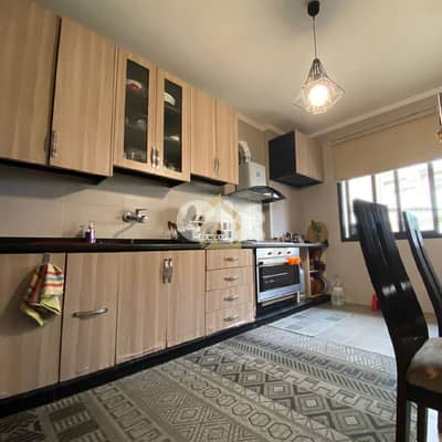 Apartment for sale in Ain El Remmaneh NY218 شقة للبيع في عين الرمانة