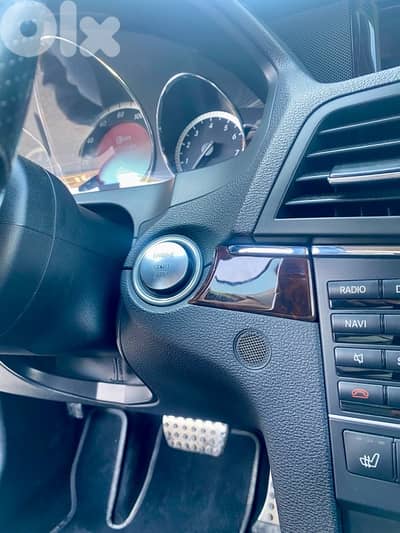 Mercedes-Benz E-Class 2011