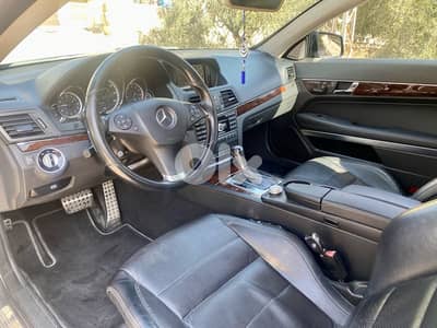 Mercedes-Benz E-Class 2011