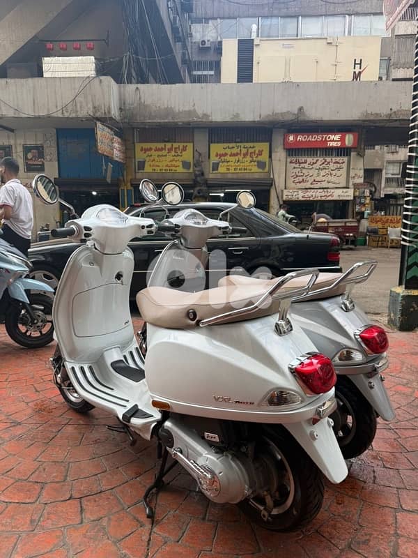 vespa vxl 150 cc. 1300$ 4
