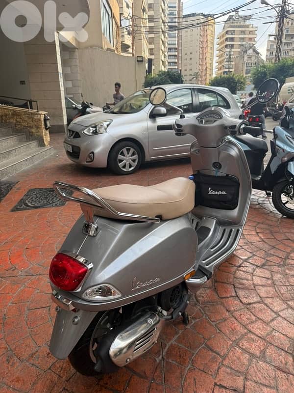 vespa vxl 150 cc. 1300$ 8