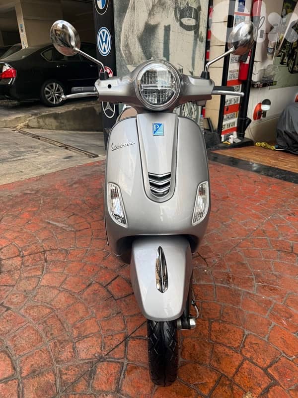 vespa vxl 150 cc. 1300$ 10