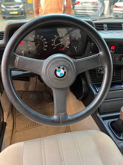 BMW 3-Series 1982