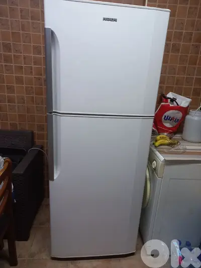 Hitachi refrigerator/ inverter
