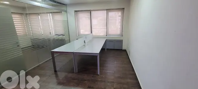 Office for rent in Sin El Fil - مكتب للإيجار في سن الفيل