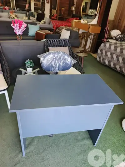 مكتب للدراسة لاميكا. Office for students