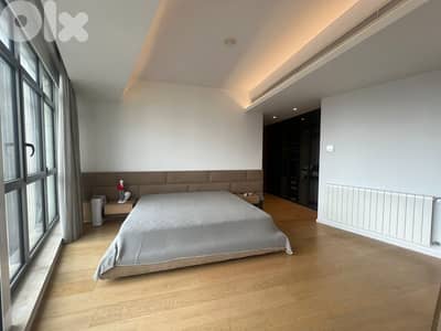 L19262 - High-End Apartment with Sea & City View For Sale in Gemmayzeh