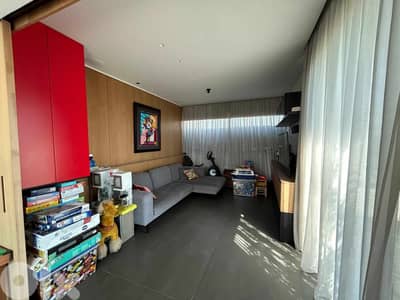 L19265 - Penthouse with Mountain City View For Sale in Achrafieh, Rizk
