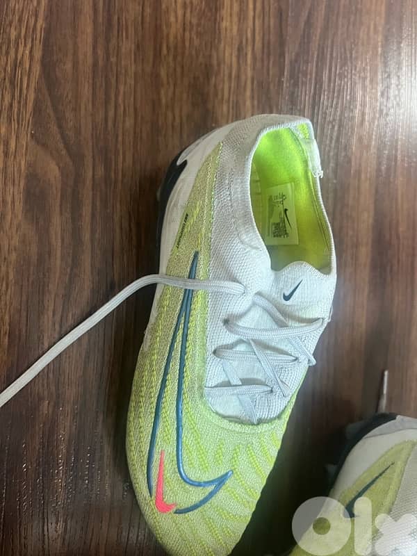 football shoes 1