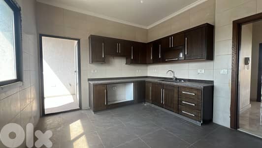 Apartment for Sale in Badaro شقة للبيع في بدارو