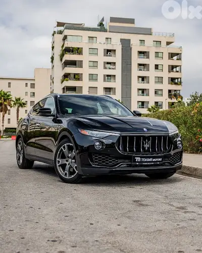 MASERATI  LEVANTE  Q4  GRANLUSSO  2017, MINT CONDITON !!!