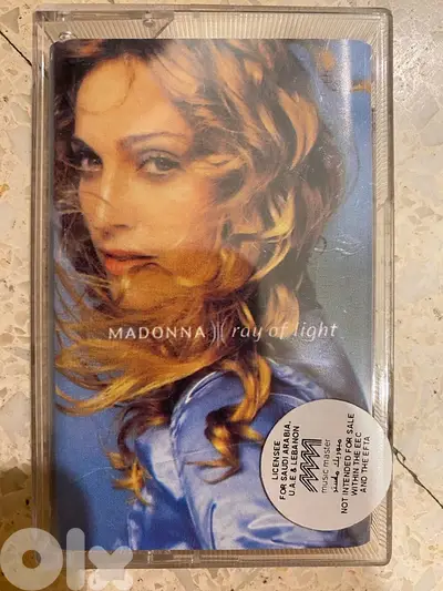 Madonna-Ray of light cassette