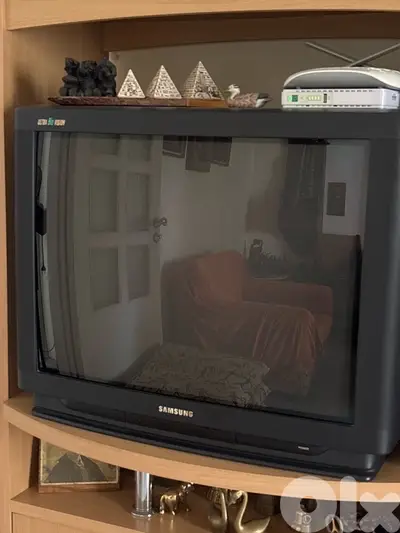 Samsung CRT television