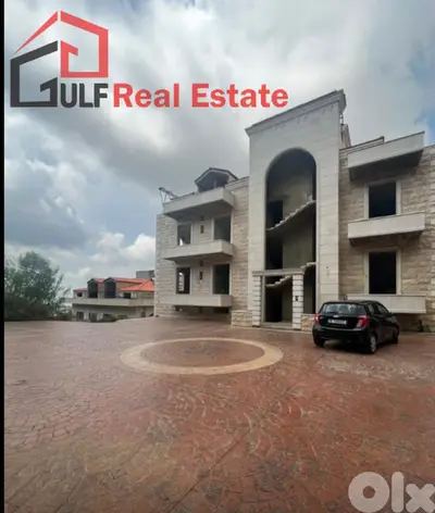 Entire Building for Sale – Souk El Gharb