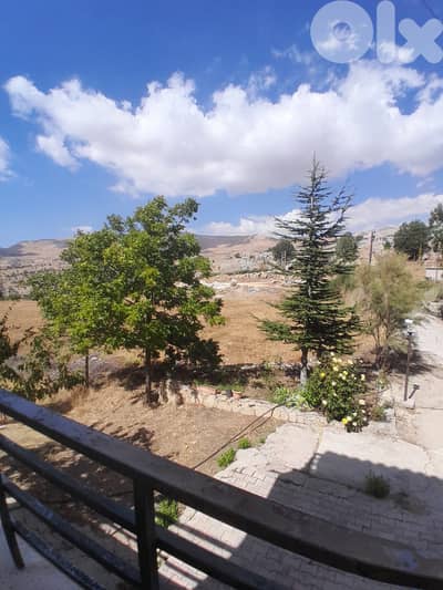 Land + Small Villa For Sale In Tarchich ارض مع فيلا للبيع في ترشيش