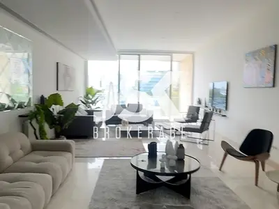 L19280 - Furnished Apartment For Sale in Prime Building in Down Town