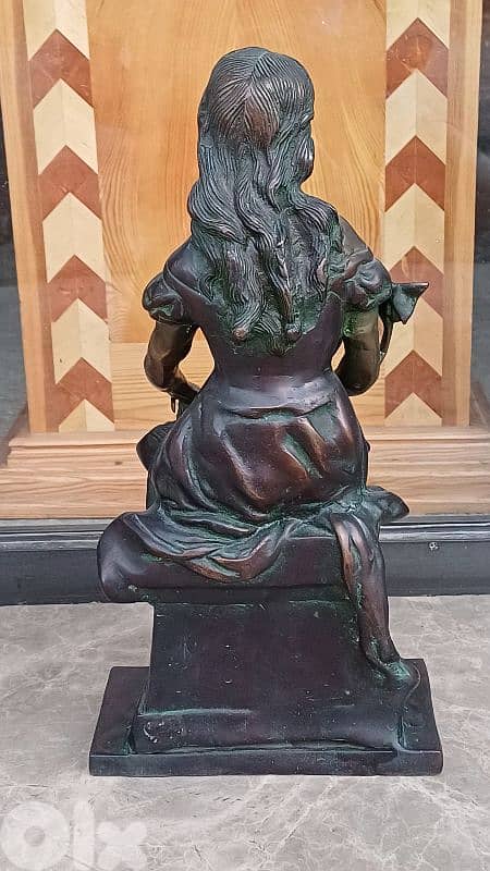 antique 7