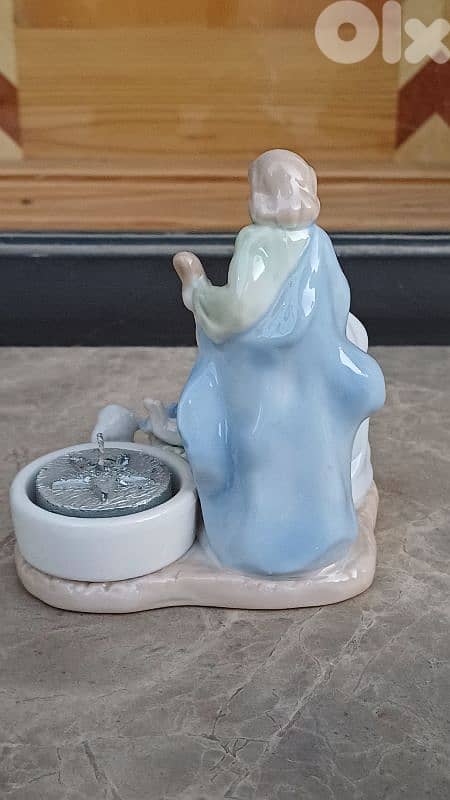 antique 4