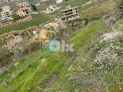 Prime Land with Payment Facilities 4sale in Kfardebian-أرض في كفردبيان