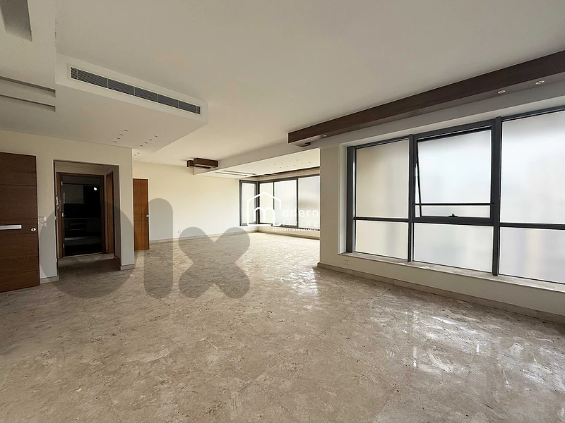 239 Sqm + Terrace - Apartment For Sale in Verdun