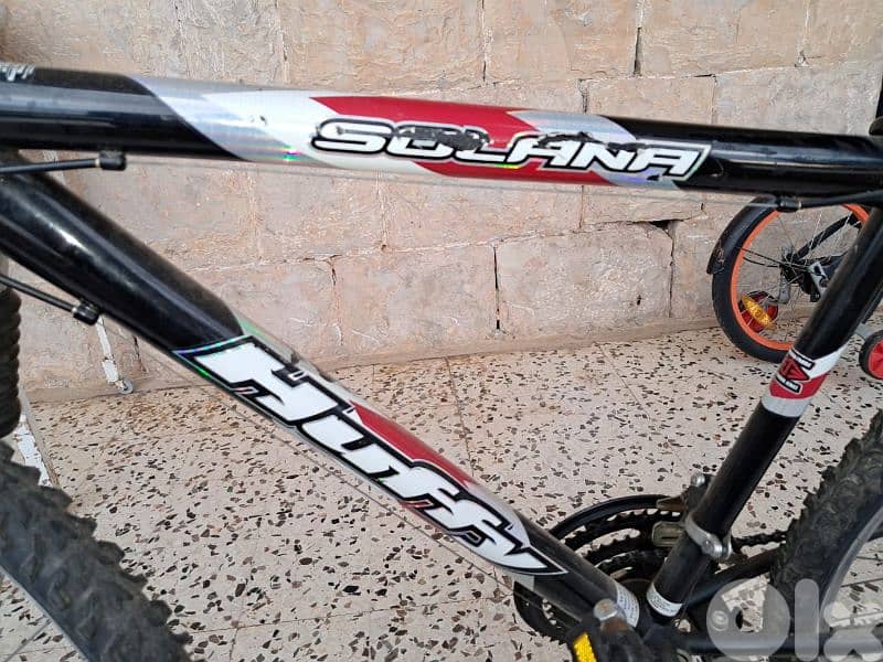 very good condition bike (23") 3