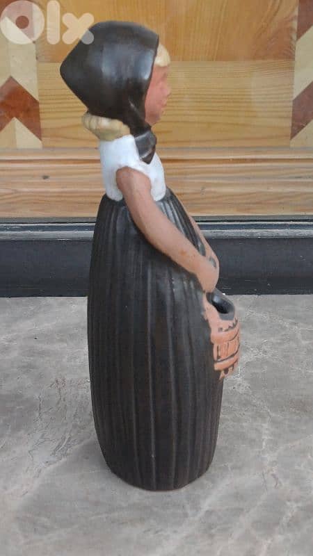 antique 6