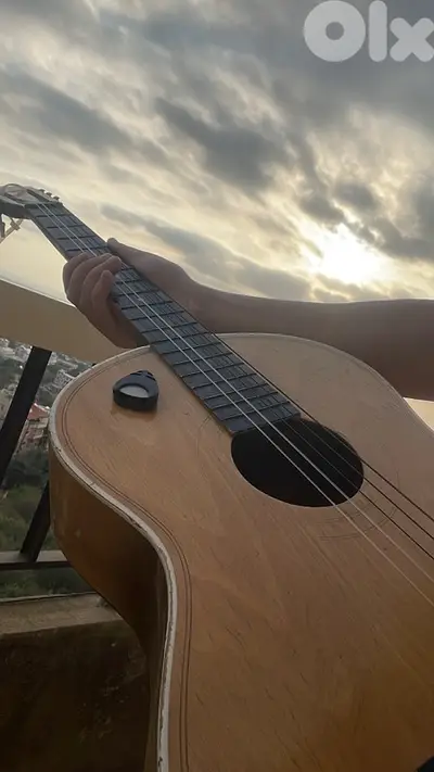 guitar for sale جيتار للبيع