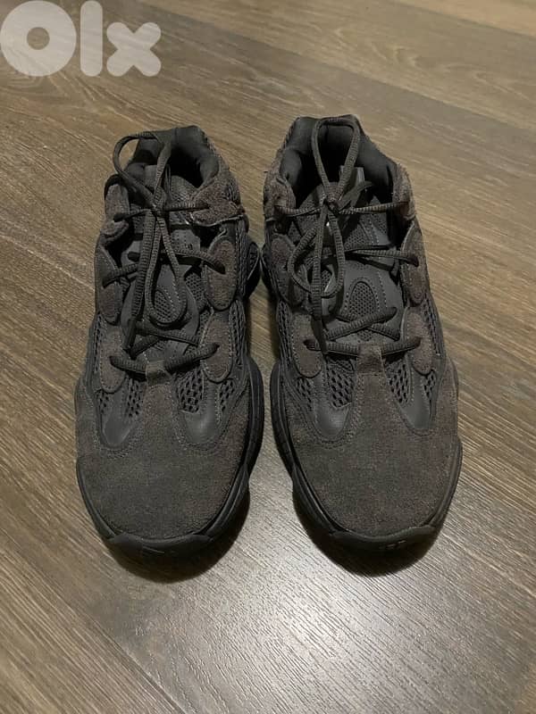 Adidas and Yeezy shoes sizes 43-44 5