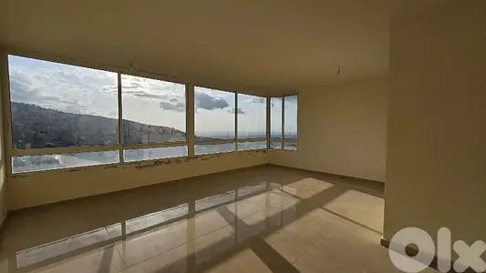 Stunning Terrace apartment in Qennabet Broummana