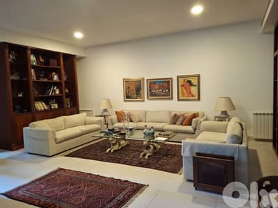شقة فخمة للبيع في الاشرفية Decorated apartment for sale in Achrafieh