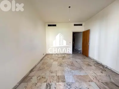Office for Rent in Hamra - مكتب للايجار في الحمرا - #R2807