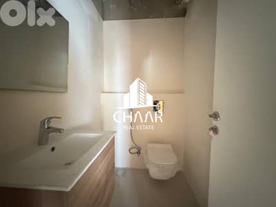 Office for Sale in Mar Elias - مكتب للبيع في مار الياس - #R2864