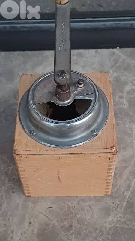 antique 3